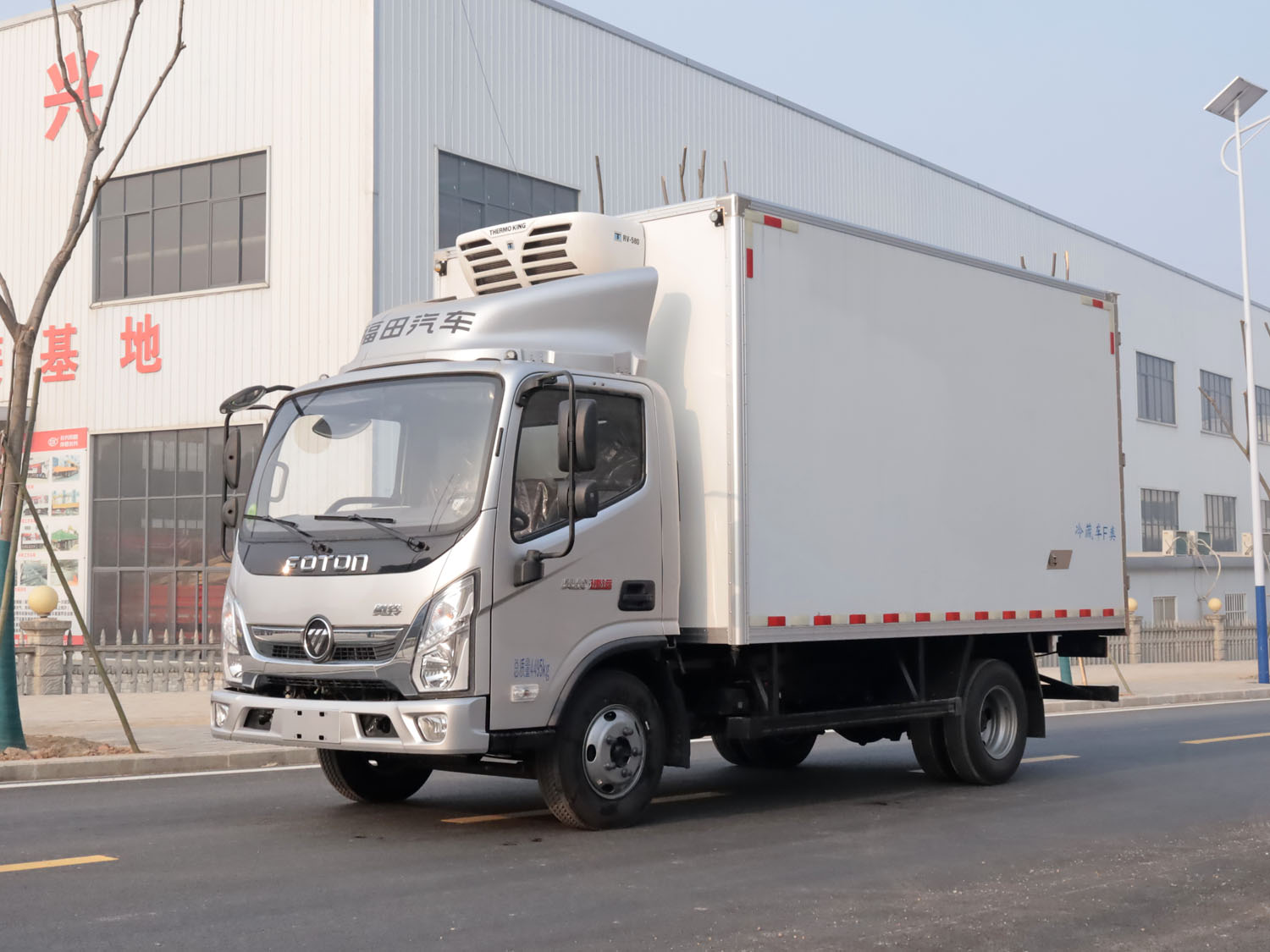 福田奧鈴單排藍(lán)牌冷藏車