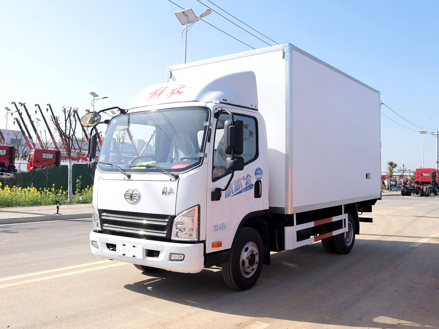 解放虎V冰冰藍(lán)牌冷藏車