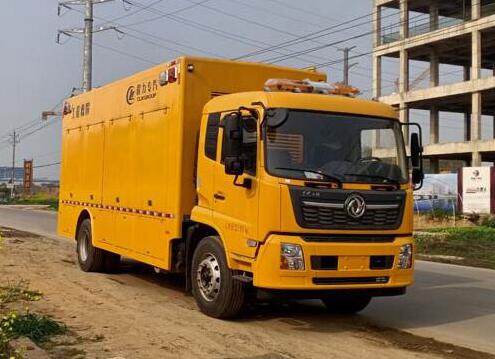 天錦200kw裝備型救險(xiǎn)車(chē)