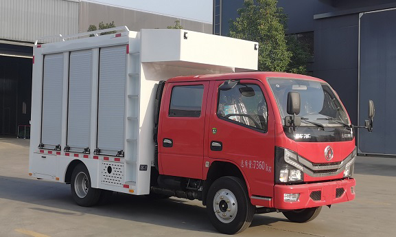 福瑞卡救險(xiǎn)機(jī)器人裝備車(chē)