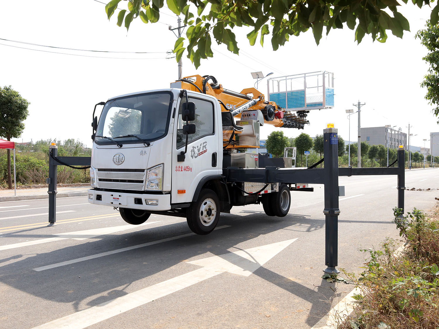解放虎VR藍(lán)牌高空作業(yè)車(chē)（28.3米）